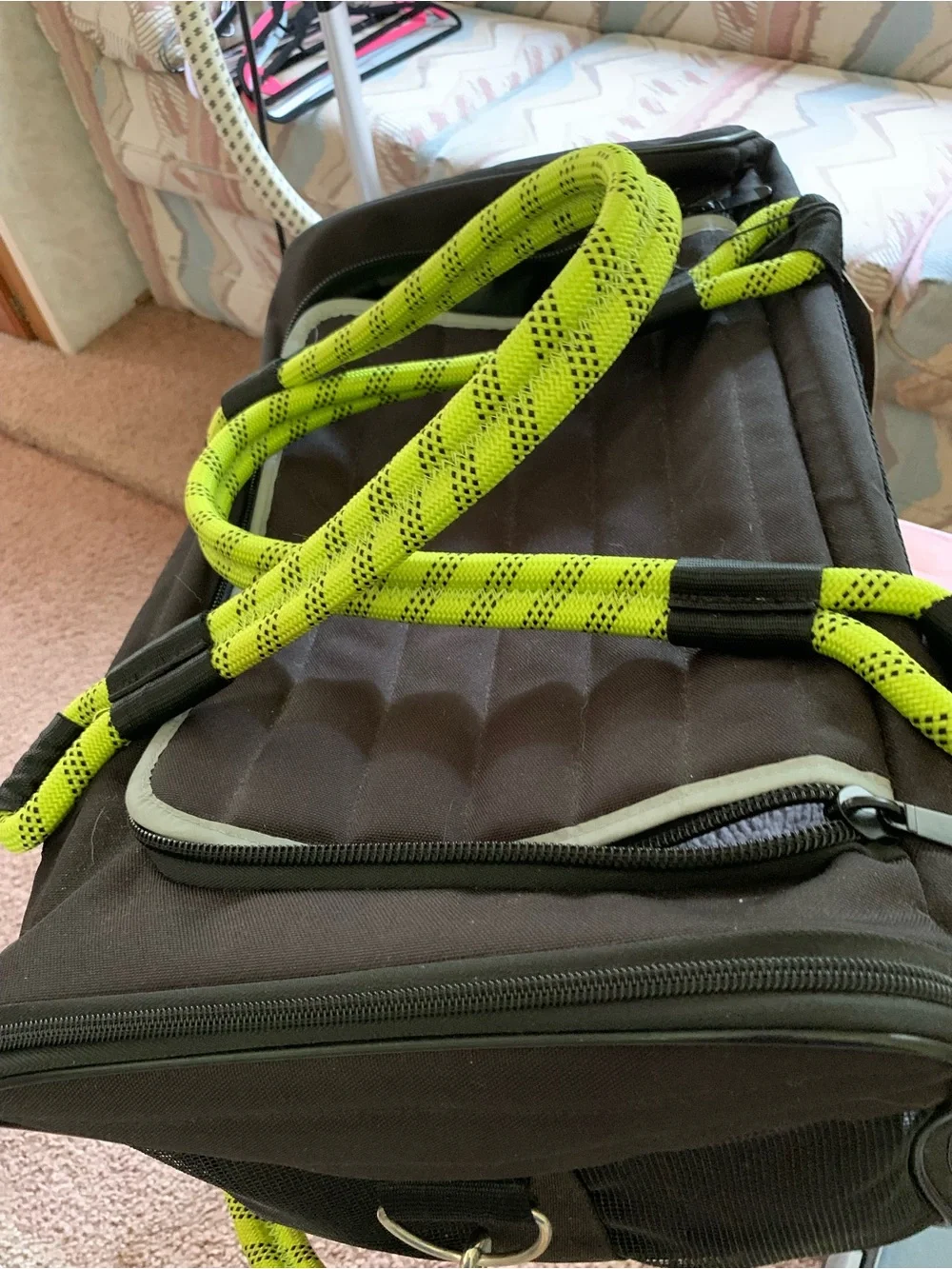 Portable pet travel bag. NWT!  Carrier Bag - Neon Yellow-Green / Black